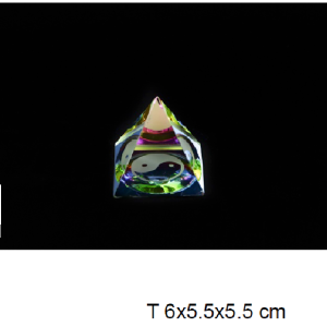 ENFEITE DE CRISTAL PIR?MIDE- MéDIO